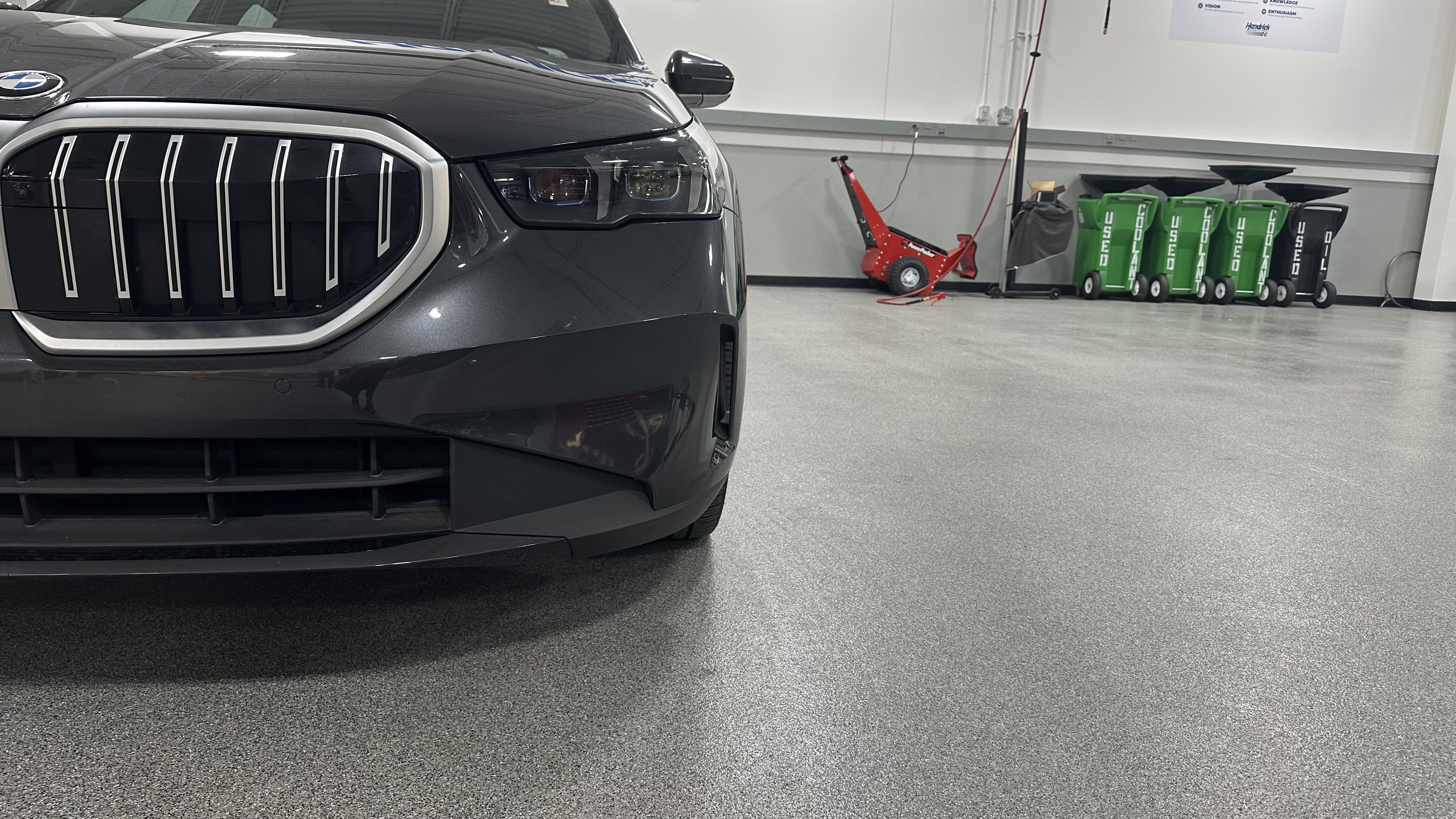 Certified 2024 BMW 530i xDrive w/ Premium Package AWD/4WD image 7