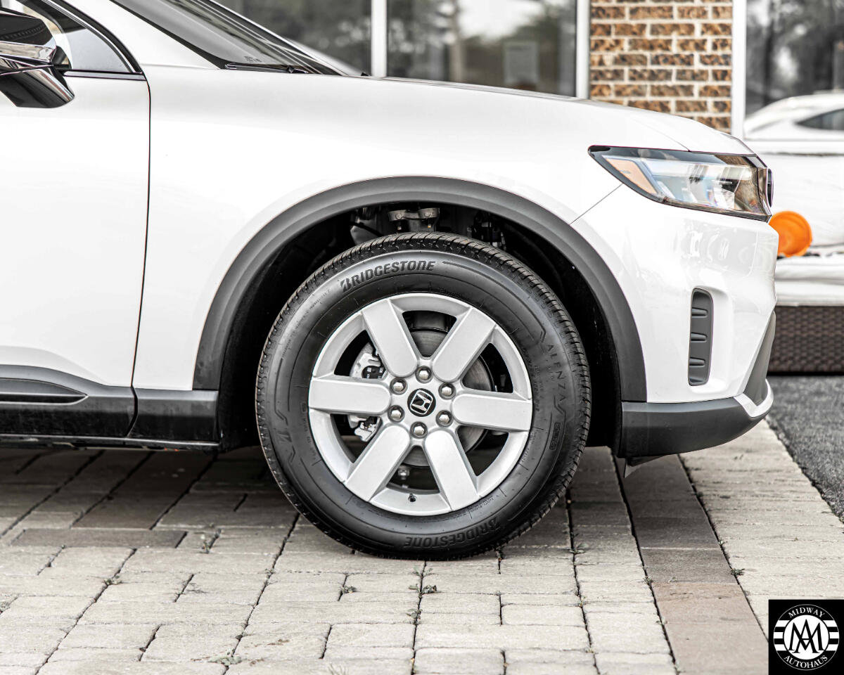 Used 2025 Honda Prologue EX image 10