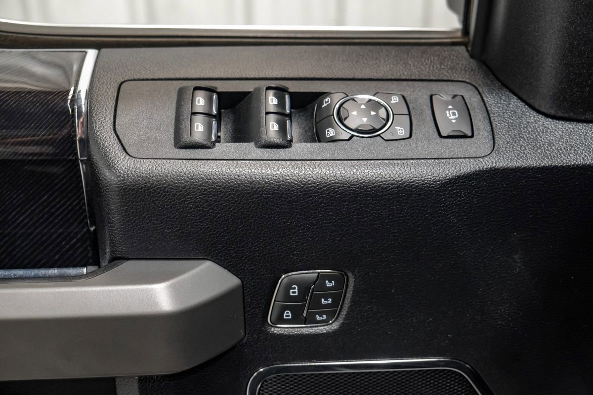 Used 2020 Ford F450 Platinum w/ FX4 Off-Road Package image 47