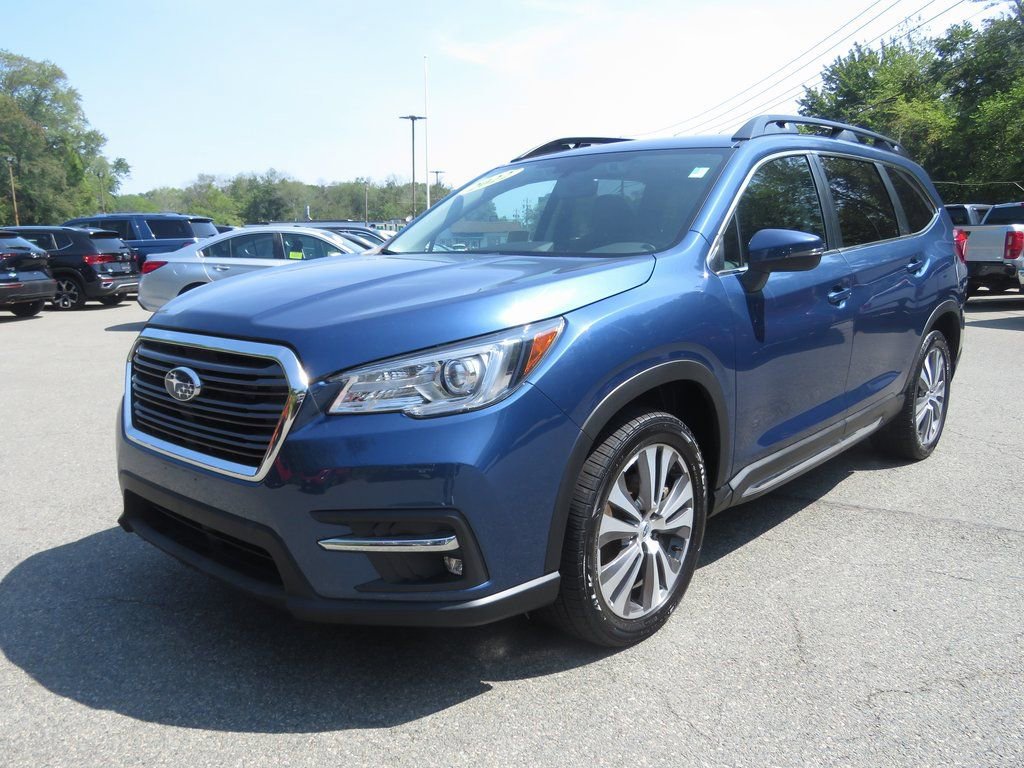 Used 2022 Subaru Ascent Limited image 2