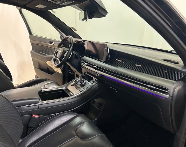 Used 2024 Hyundai Palisade Calligraphy image 17