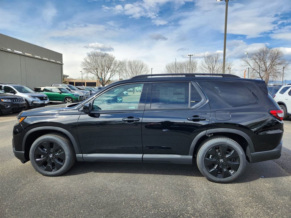 New 2026 Honda Pilot Black Edition image 4