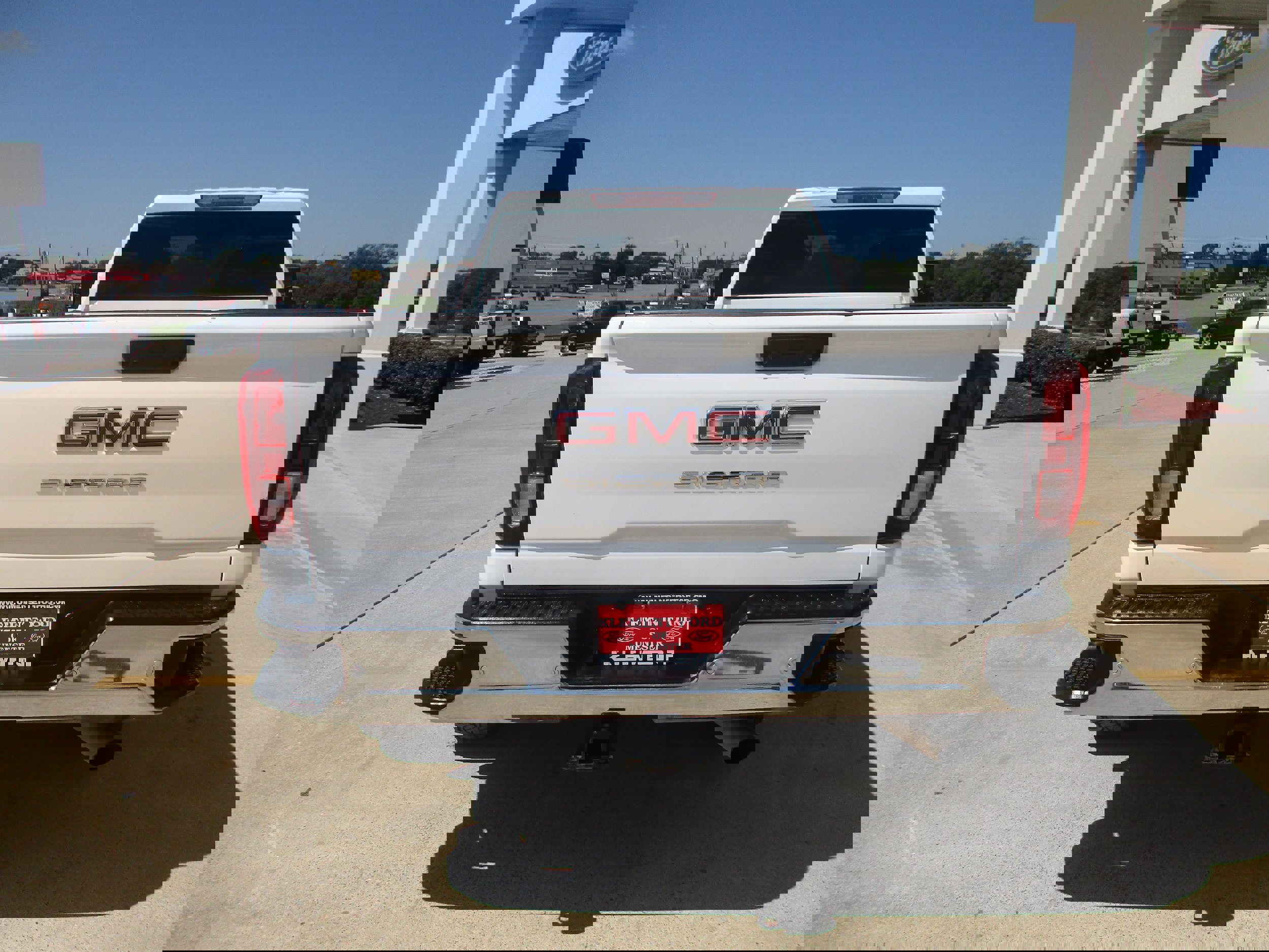 Used 2024 GMC Sierra 2500 Pro w/ 1SA Pro Safety Plus Package image 6