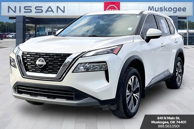 Used 2023 Nissan Rogue SV image 3