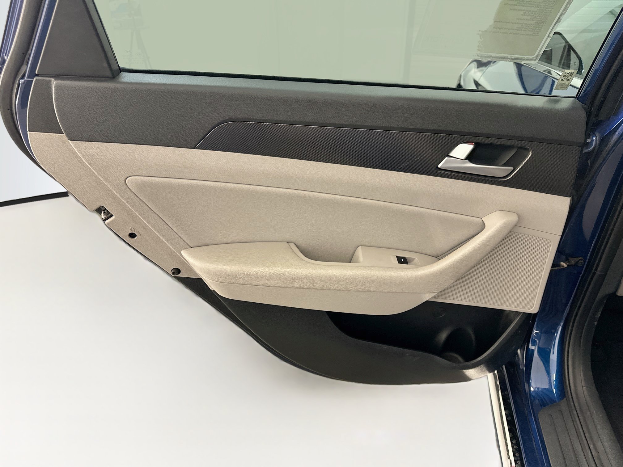Used 2017 Hyundai Sonata Sport w/ Value Edition Package 02 FWD image 27