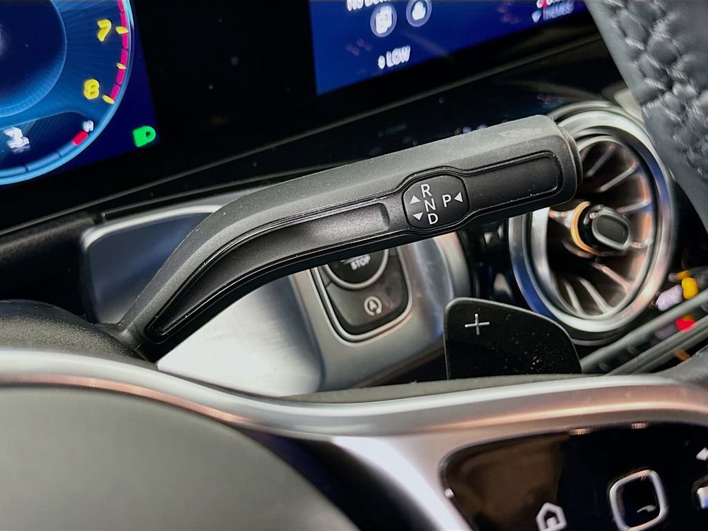 Used 2023 Mercedes-Benz GLB 250 4MATIC image 21