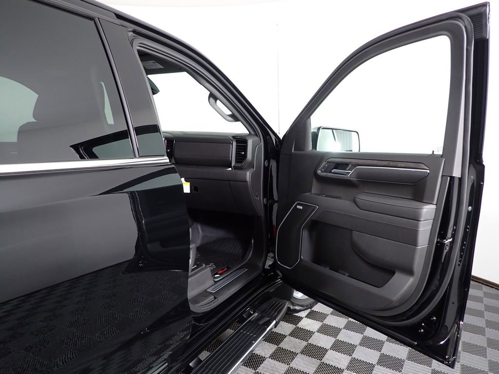 New 2026 Chevrolet Silverado 1500 LTZ AWD/4WD image 39