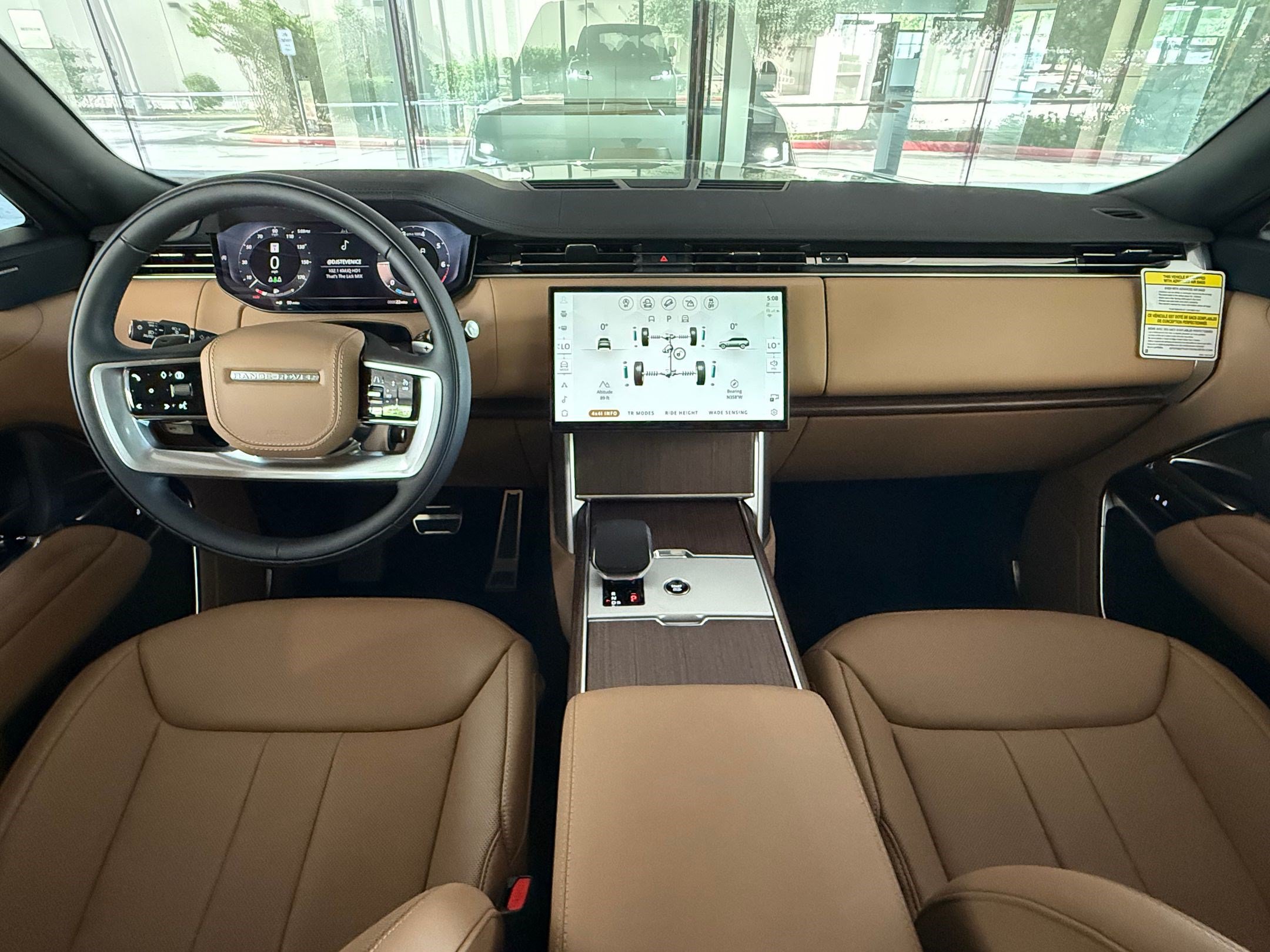 New 2026 Land Rover Range Rover SE AWD/4WD image 15