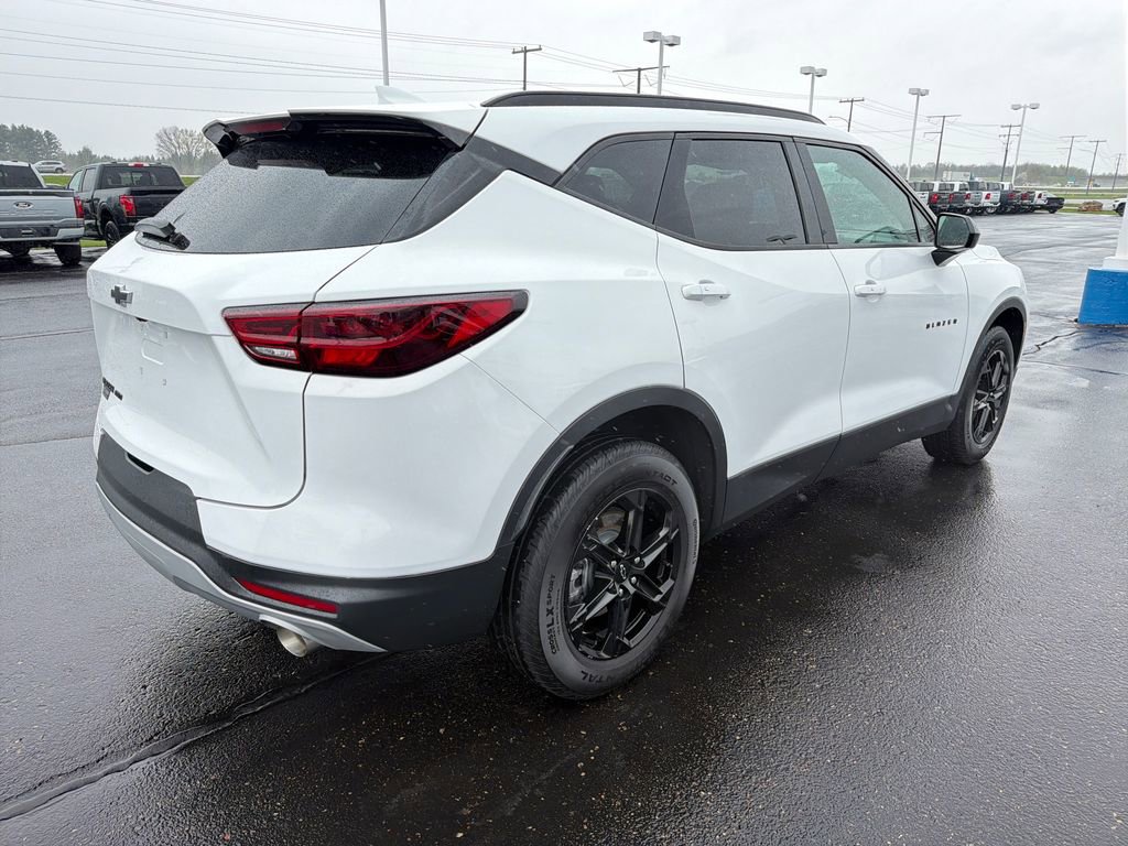 Used 2023 Chevrolet Blazer LT w/ Convenience Package AWD/4WD image 5