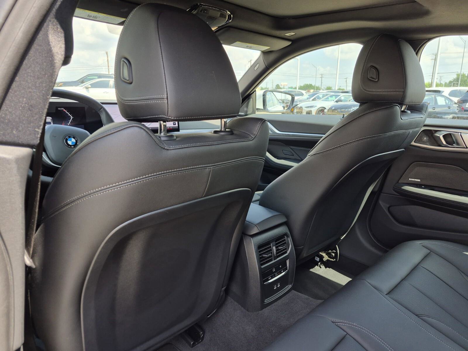 Certified 2025 BMW 430i xDrive w/ Premium Package AWD/4WD image 19