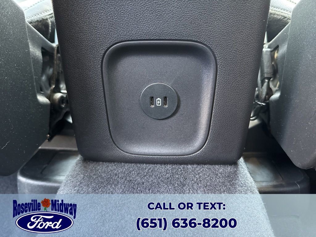 Used 2023 Ford Escape Platinum w/ Premium Technology Package AWD/4WD image 32