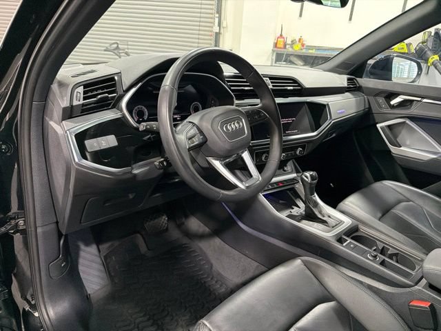 Used 2023 Audi Q3 2.0T Premium Plus w/ Premium Plus Package AWD/4WD image 11