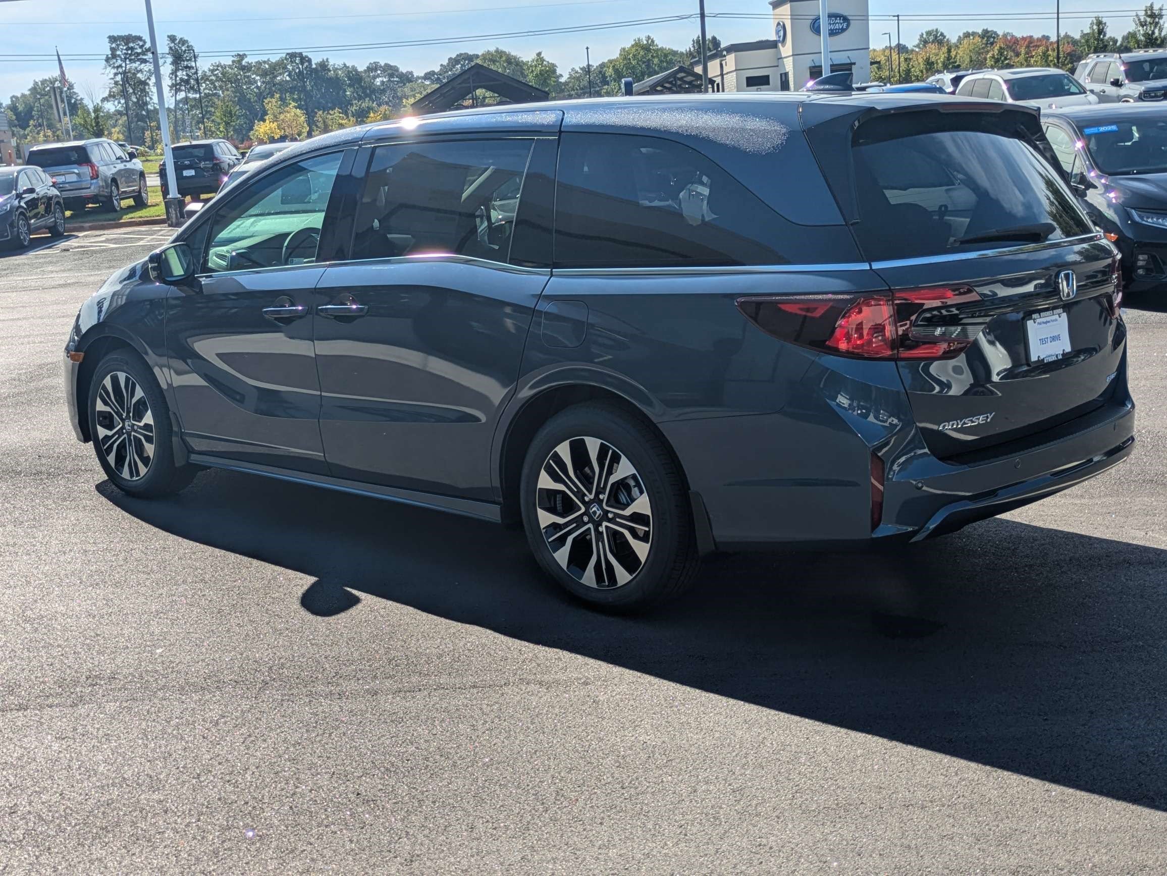 New 2027 Honda Odyssey Elite image 8