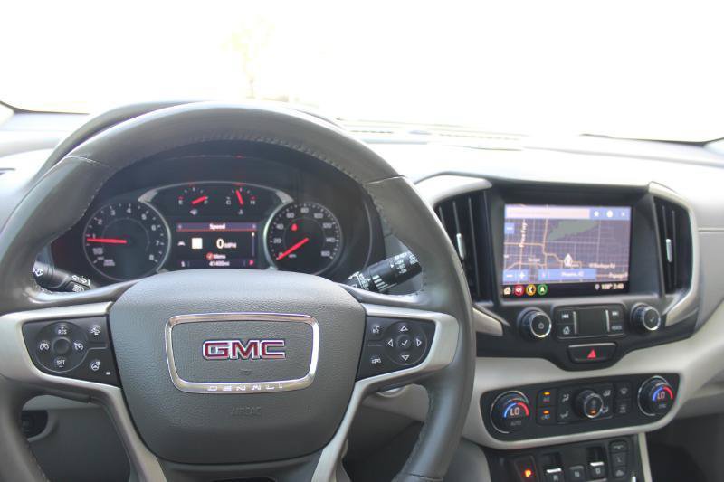 Used 2020 GMC Terrain Denali w/ Denali Premium Package AWD/4WD image 38
