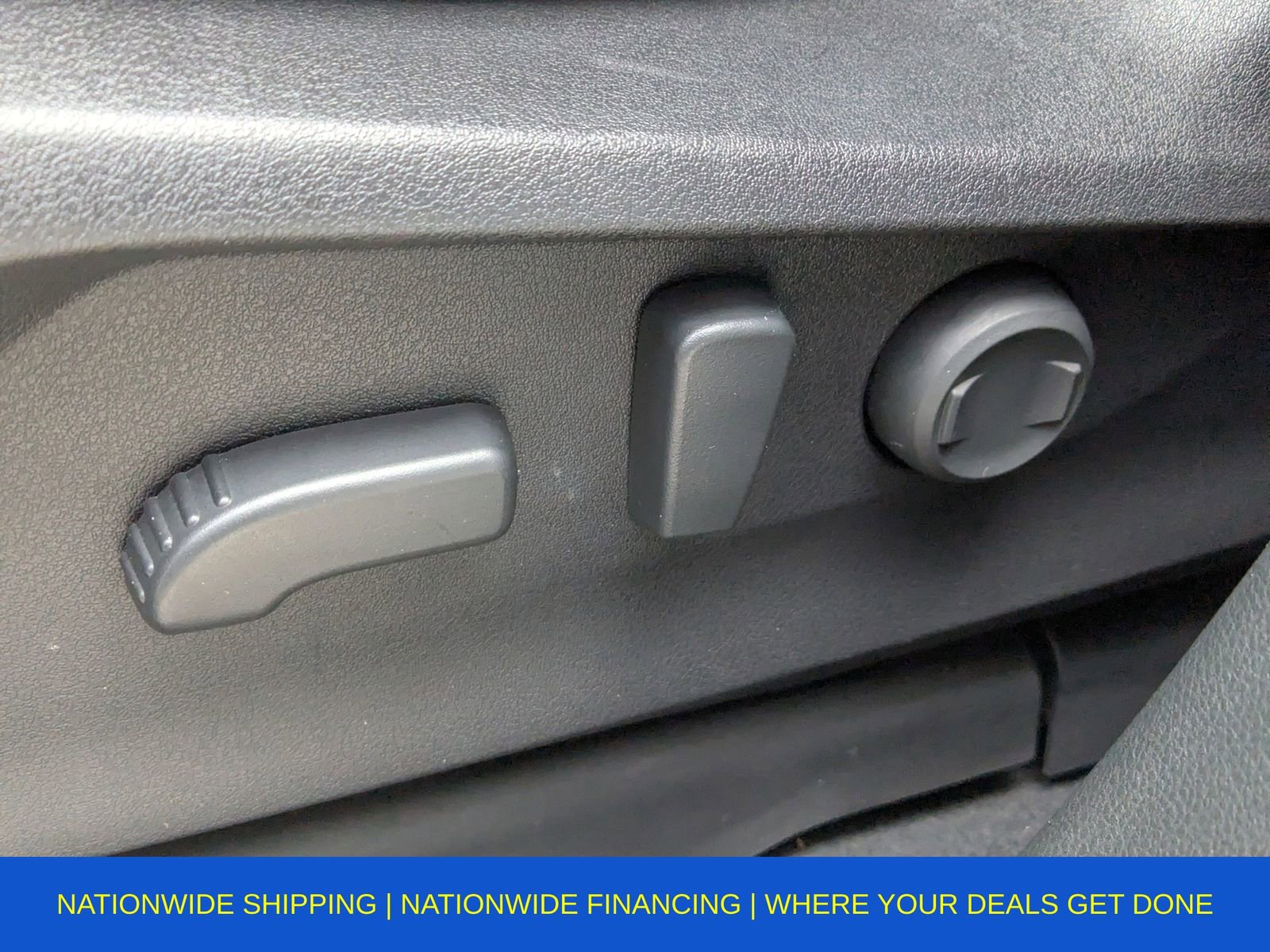 Used 2022 Subaru Ascent Limited w/ Technology Package image 18