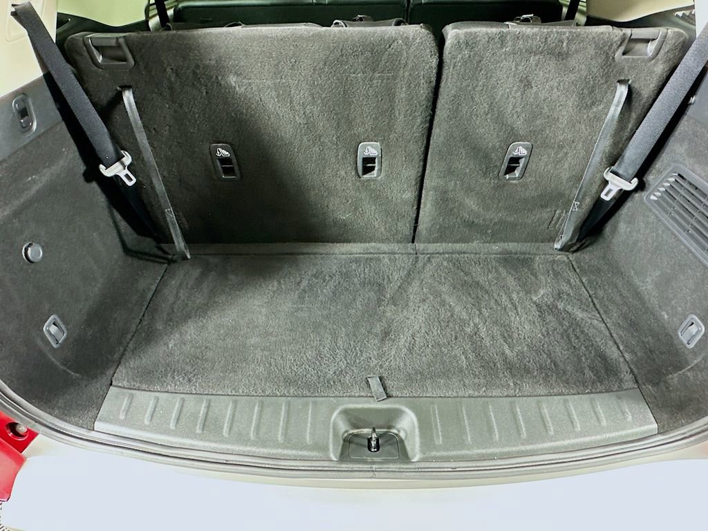 Used 2023 Nissan Pathfinder SL AWD/4WD image 34