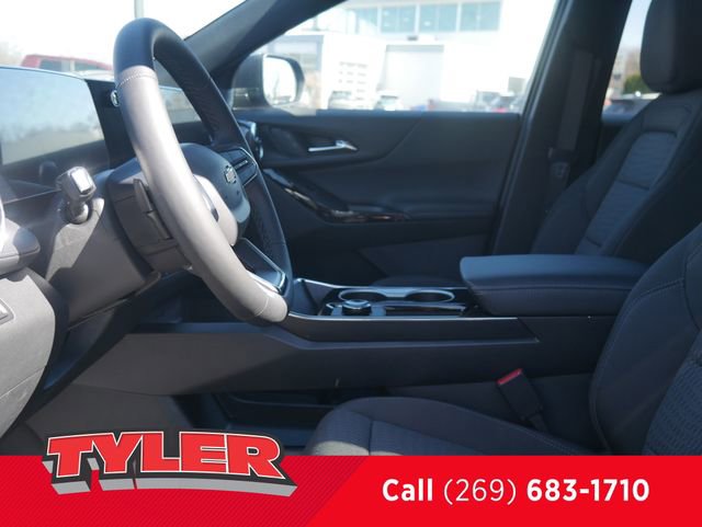 New 2026 Chevrolet Equinox LT w/ Safety and Technology Package image 31