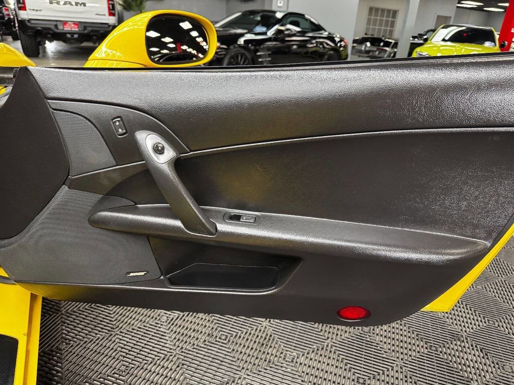 Used 2007 Chevrolet Corvette Convertible w/ Preferred Equipment Group image 54