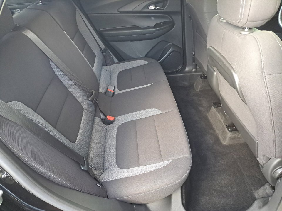 Certified 2024 Chevrolet TrailBlazer LT w/ LT Cold Weather Package FWD image 14