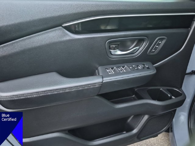 Used 2025 Honda Pilot Touring image 12