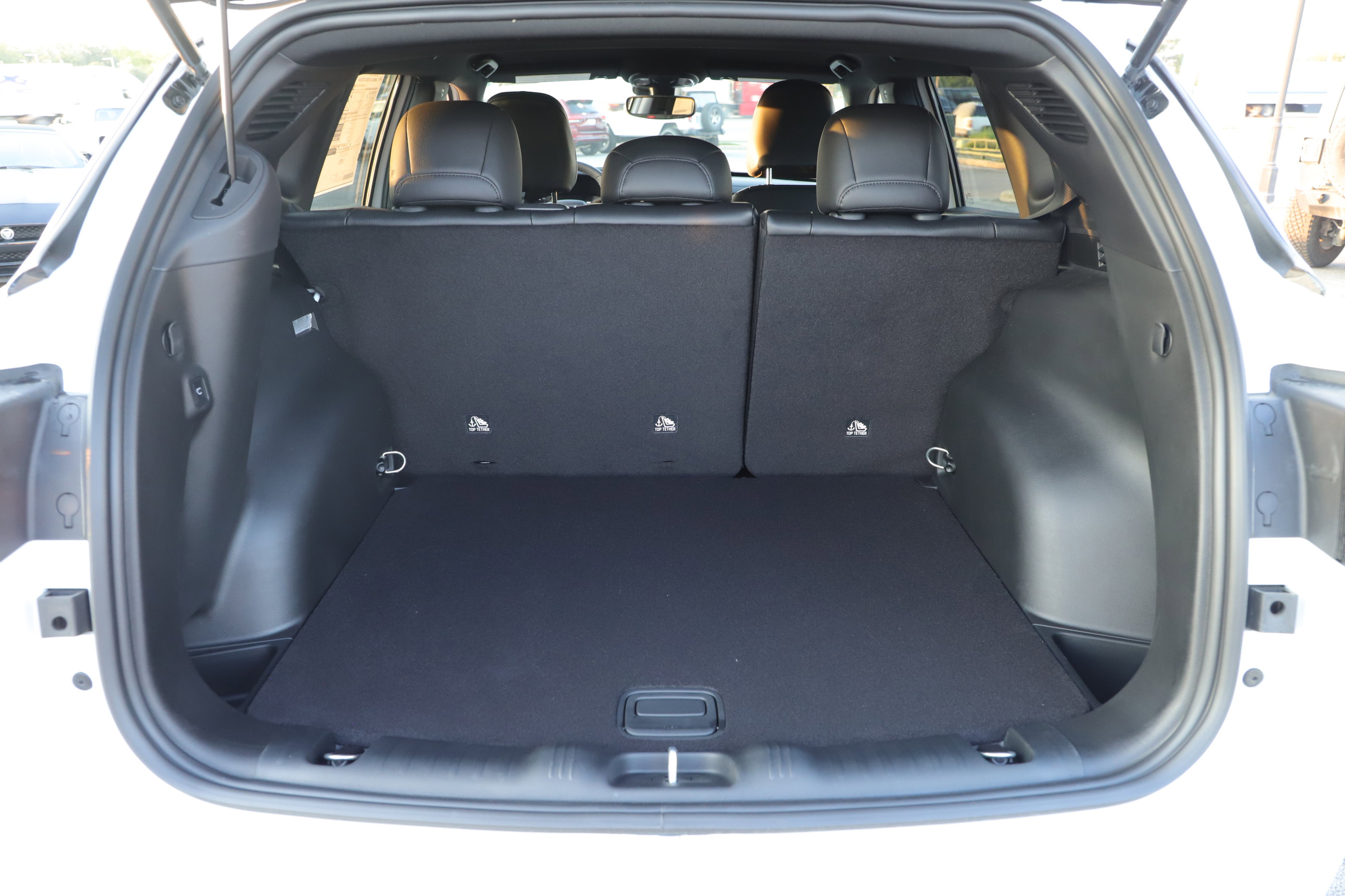 New 2026 Jeep Compass Latitude image 8