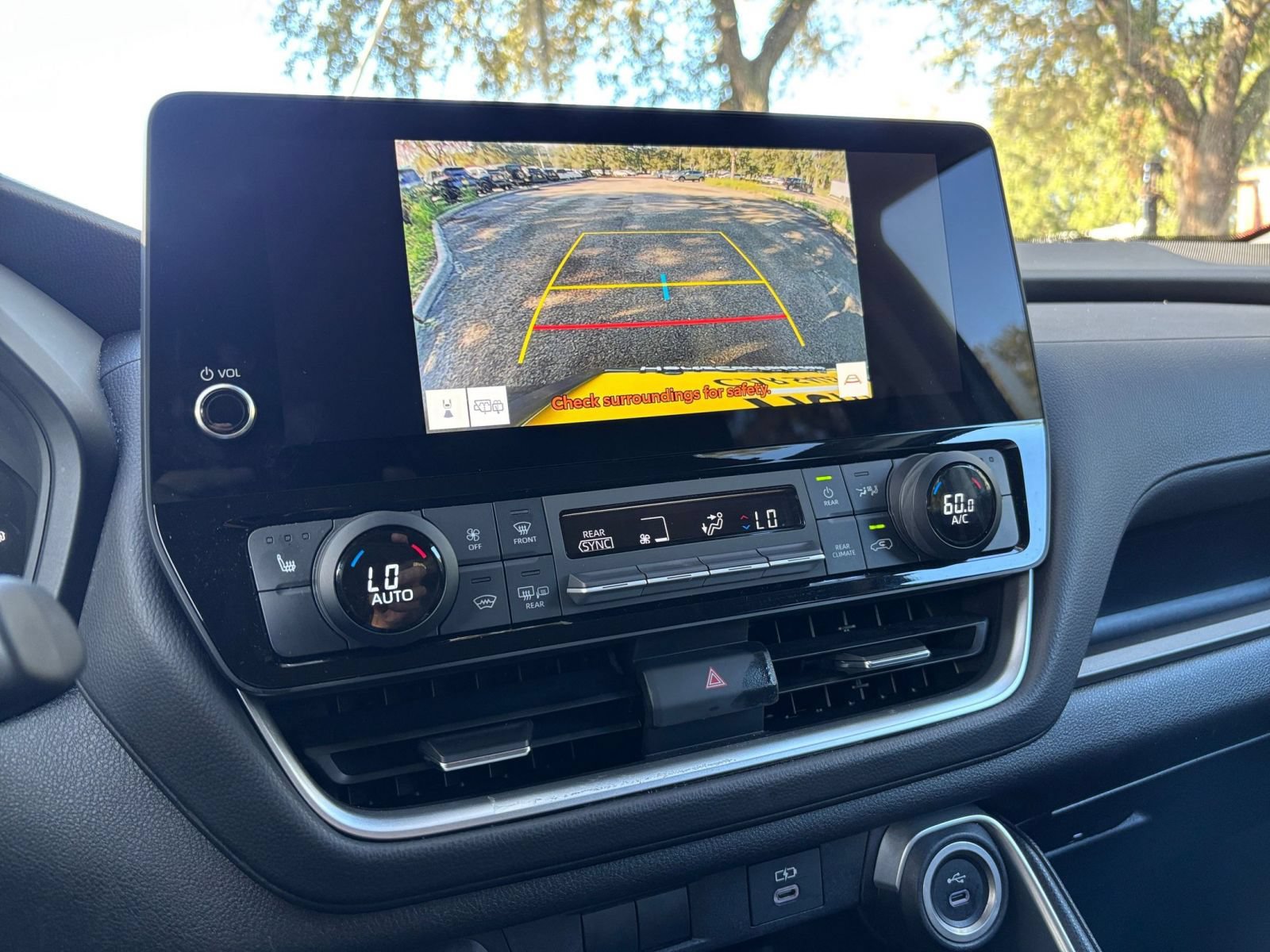 Used 2025 Toyota Grand Highlander FWD image 27