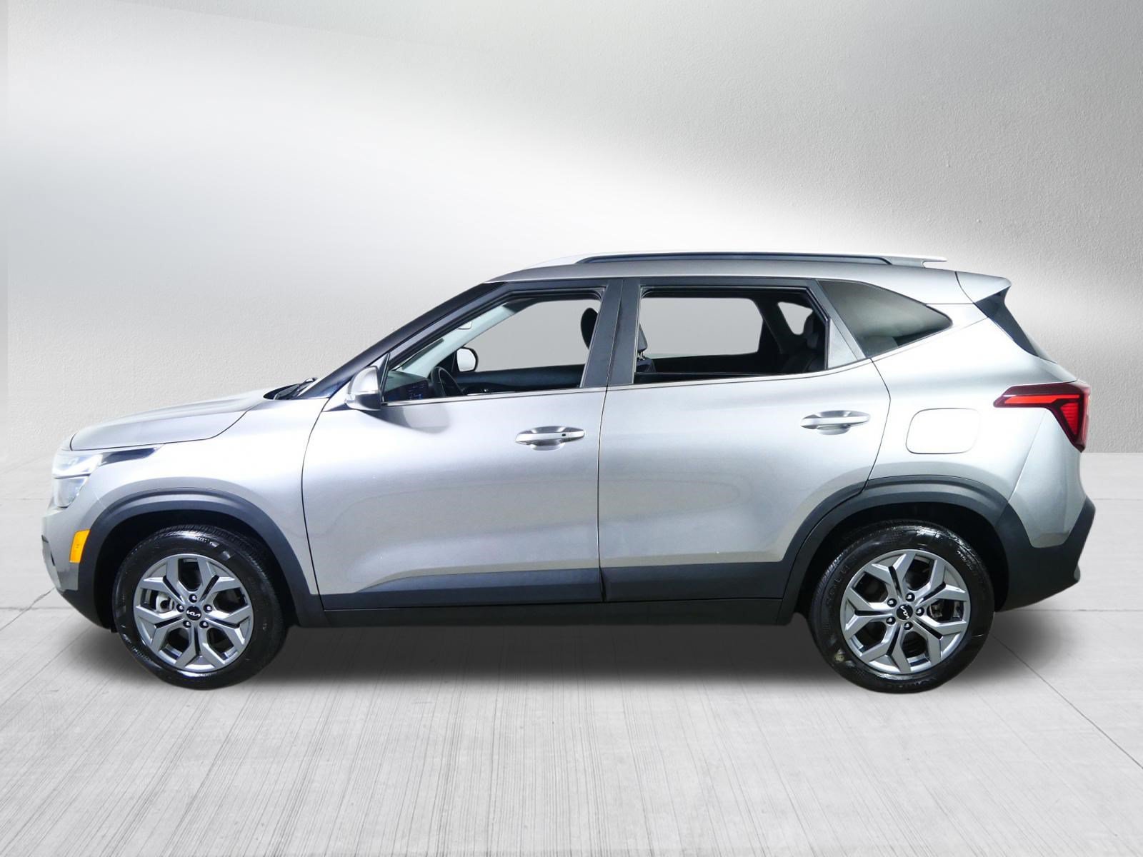 Used 2024 Kia Seltos S AWD/4WD image 4
