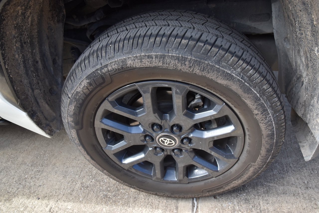 Used 2025 Toyota Tundra Platinum AWD/4WD image 12
