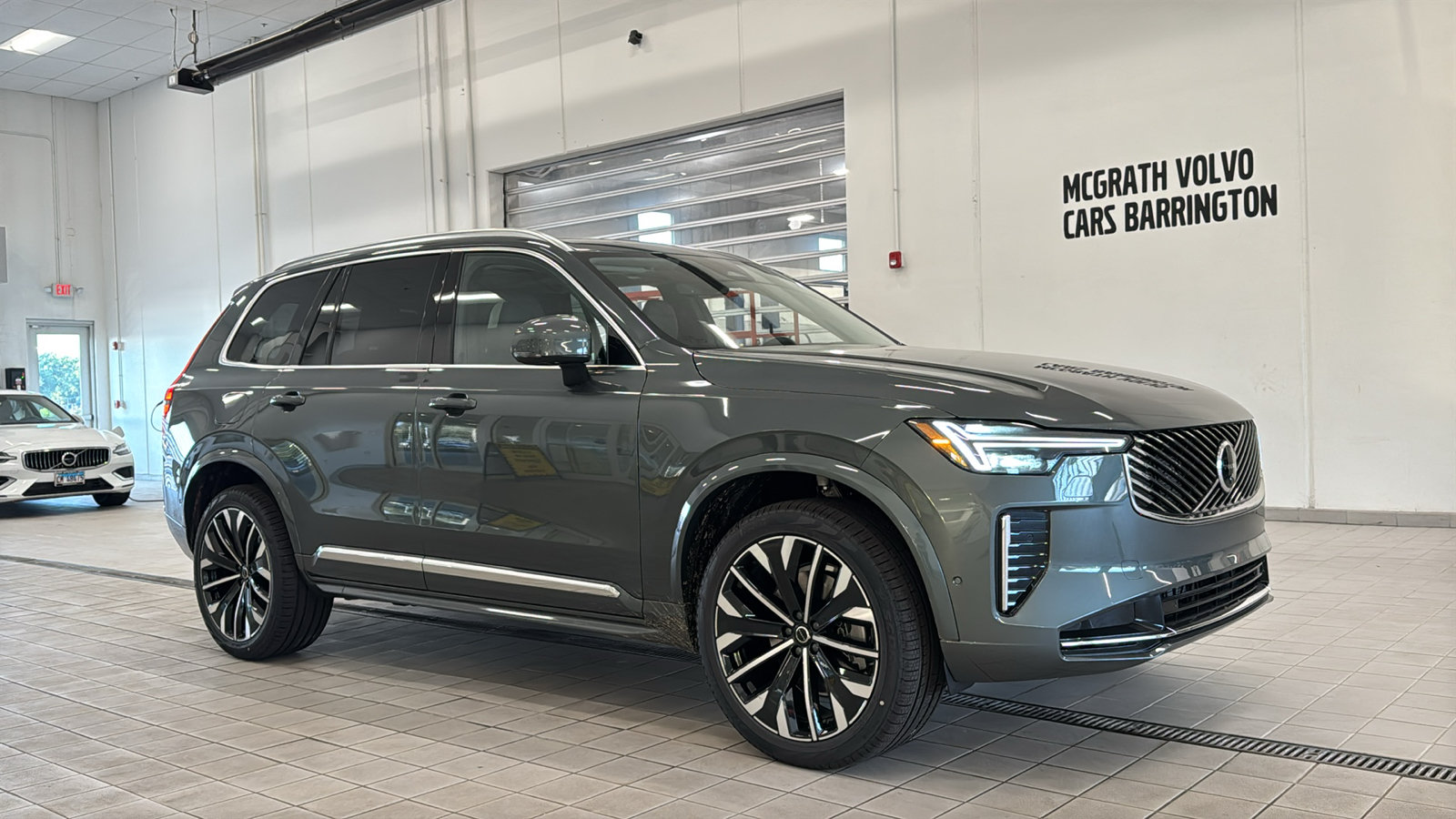 New 2027 Volvo XC90 B6 Ultra AWD/4WD image 3