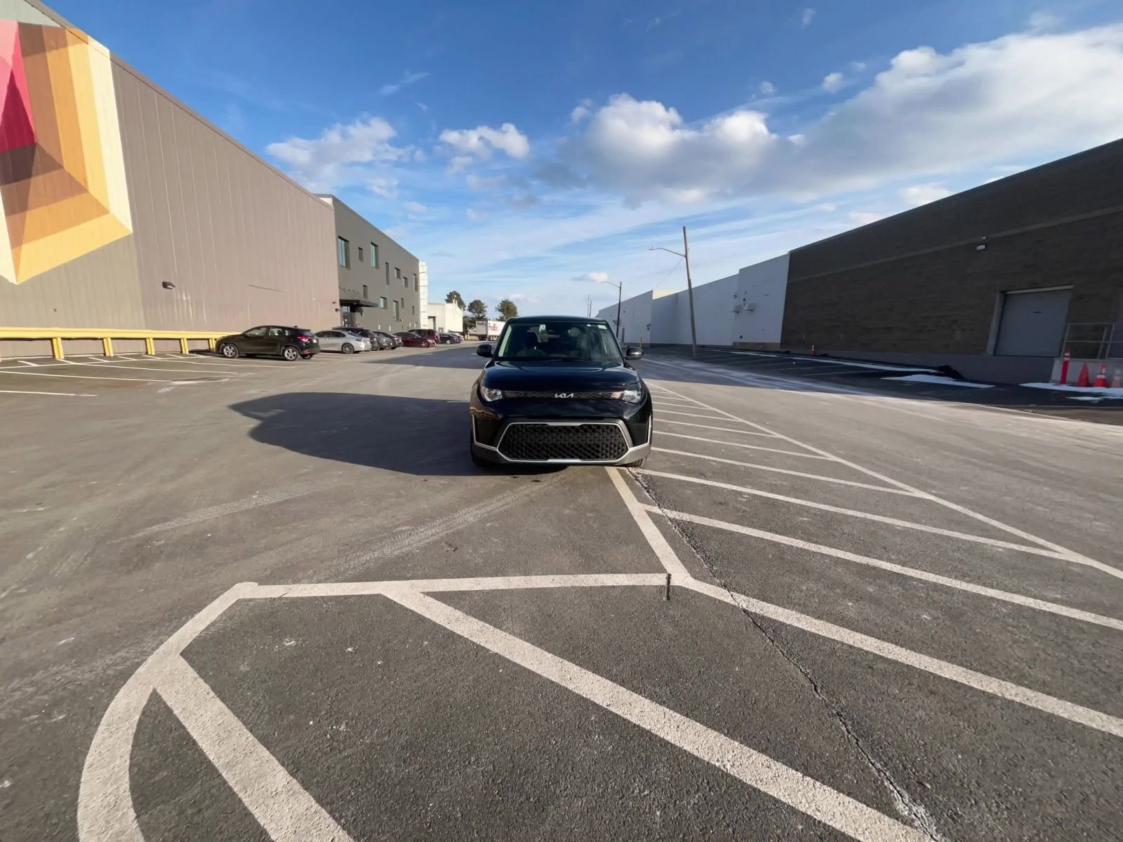 Used 2025 Kia Soul LX w/ LX Technology Package image 16