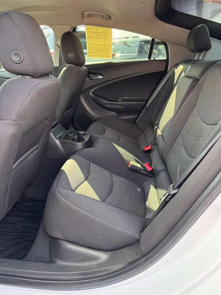 Used 2019 Chevrolet Volt LT w/ Comfort Package FWD image 10