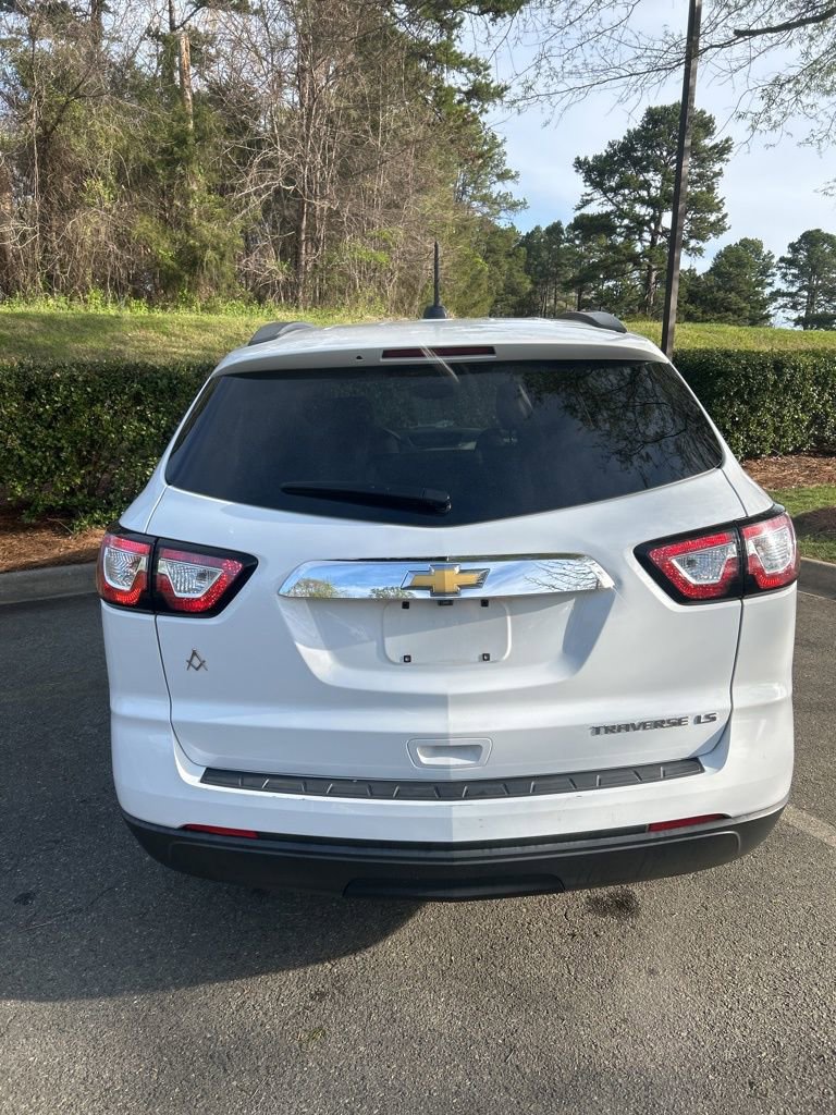 Used 2016 Chevrolet Traverse LS image 25
