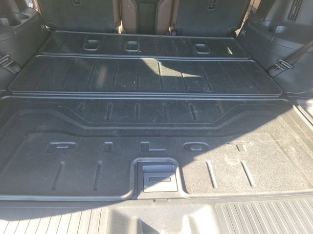 Used 2025 Honda Pilot Elite image 25