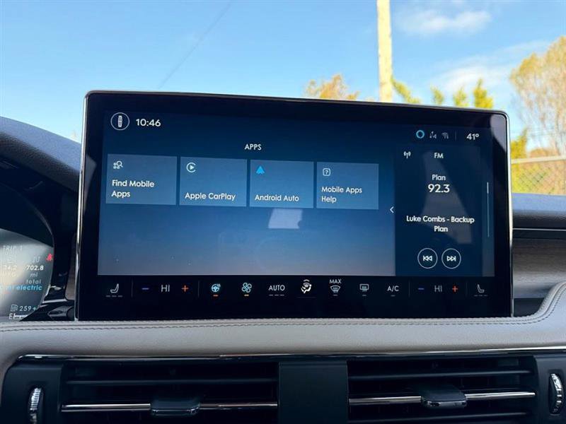 Used 2024 Lincoln Corsair Grand Touring w/ Equipment Group 301A image 27