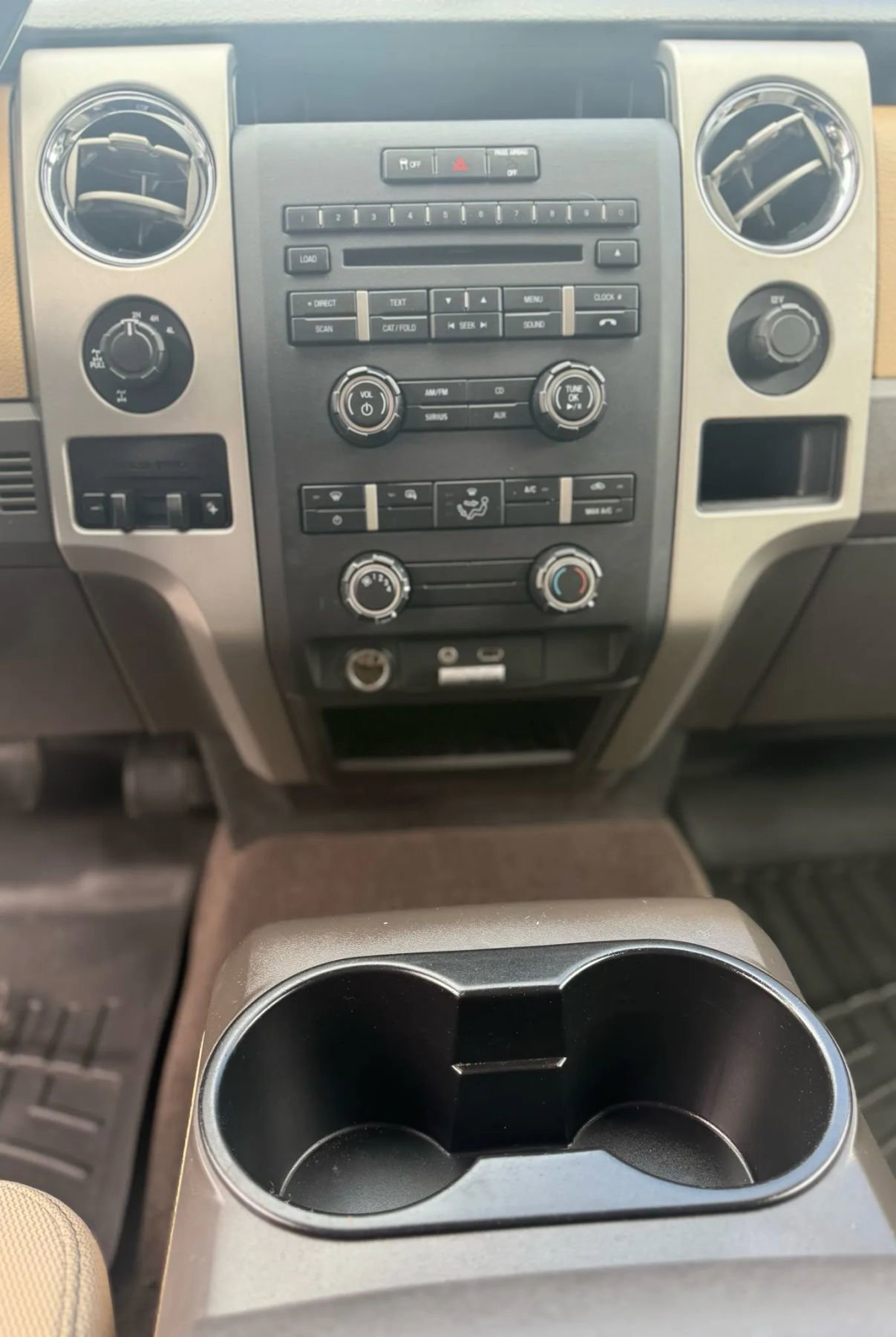 Used 2012 Ford F150 XLT w/ XLT Chrome Pkg image 15