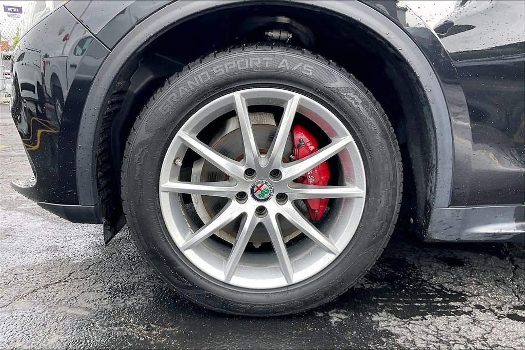 Used 2018 Alfa Romeo Stelvio Ti AWD/4WD image 8