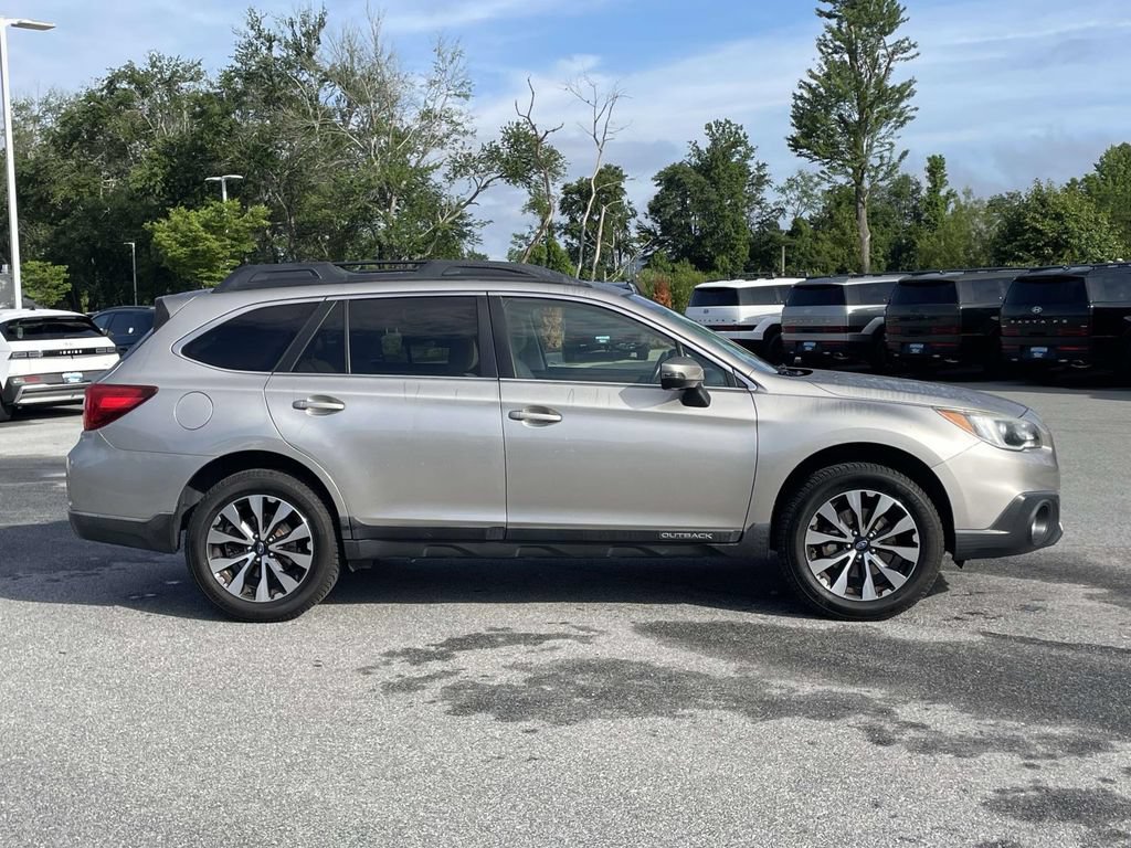Used 2017 Subaru Outback 2.5i Limited AWD/4WD image 30