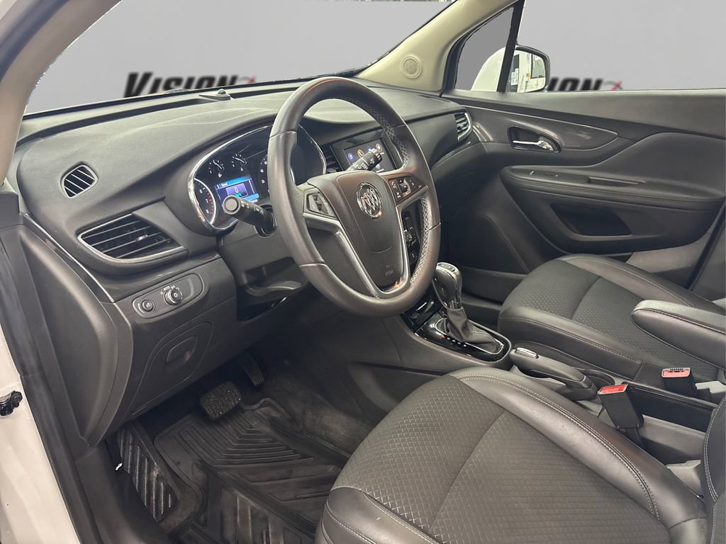 Used 2022 Buick Encore Preferred w/ Safety Package image 9
