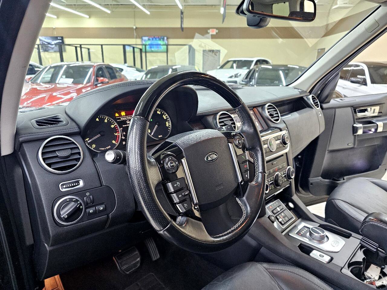 Used 2016 Land Rover LR4 HSE LUX image 17