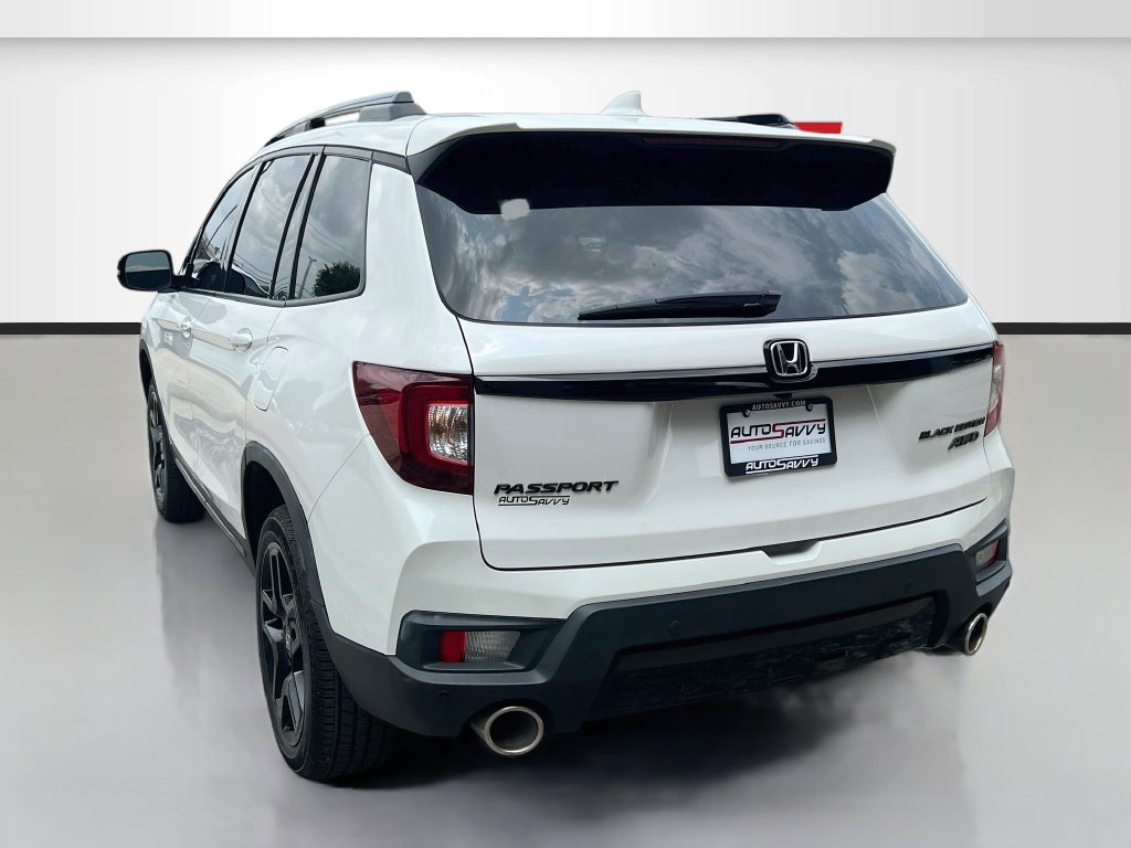 Used 2024 Honda Passport Black Edition image 5
