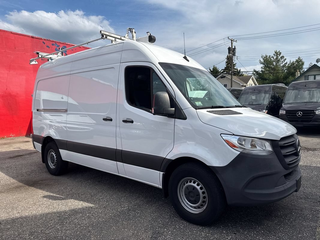 Used 2021 Mercedes-Benz Sprinter 2500 w/ Driver Convenience Package image 9