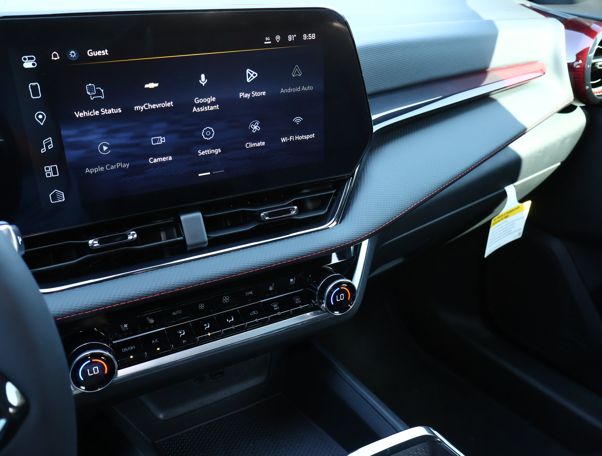 New 2027 Chevrolet Equinox RS w/ Safety and Technology Package FWD image 18