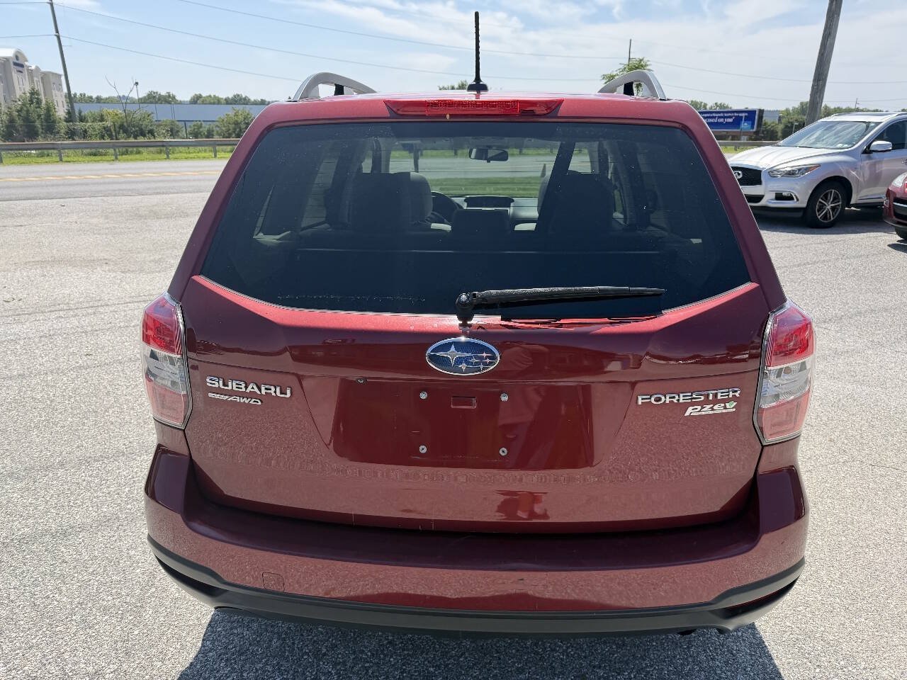 Used 2015 Subaru Forester 2.5i Premium AWD/4WD image 8