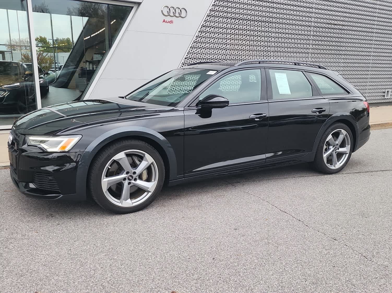 Used 2023 Audi A6 3.0T allroad Premium Plus w/ Executive Package AWD/4WD image 1