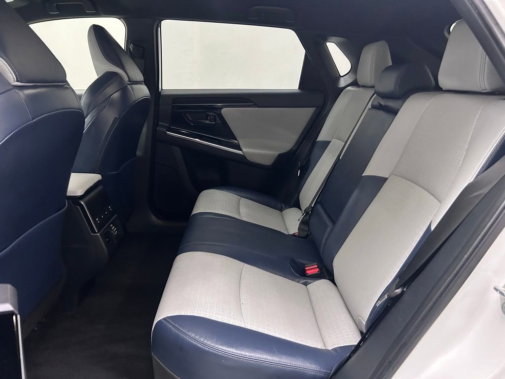 Used 2023 Subaru Solterra AWD image 15