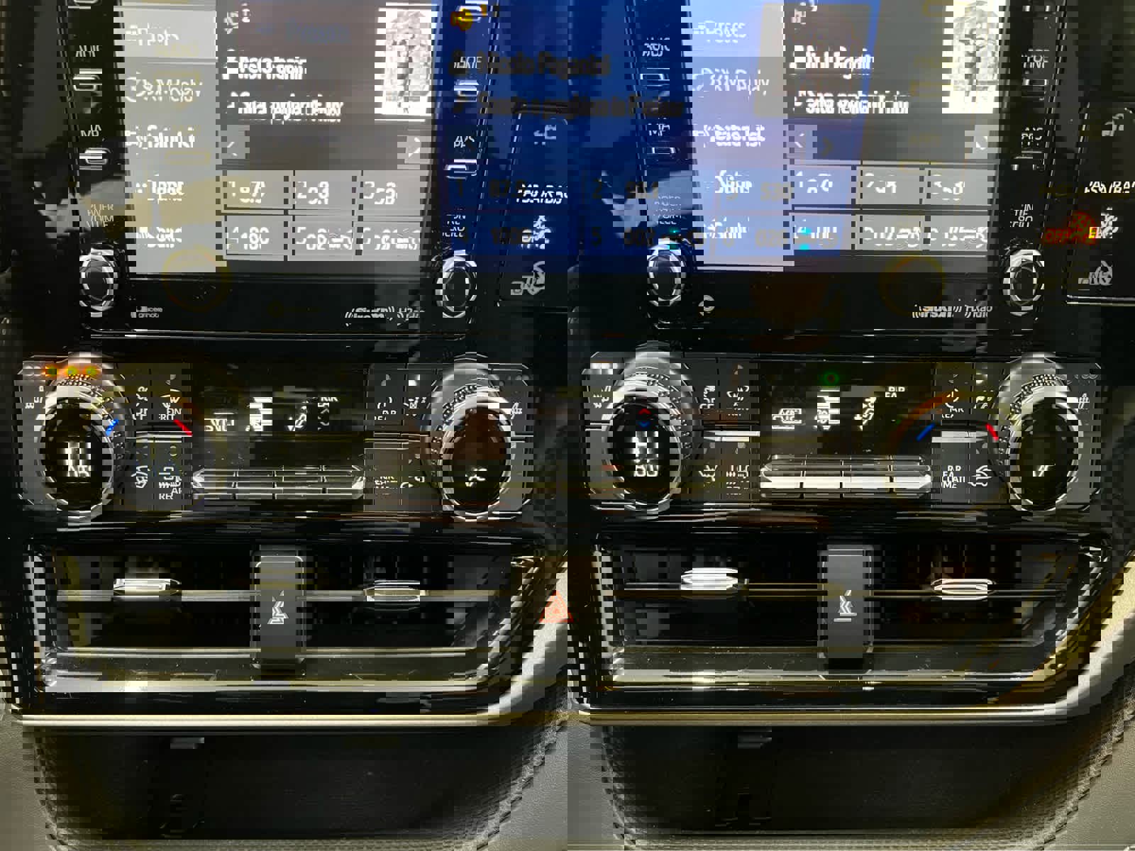 Used 2021 Toyota Highlander XLE image 25