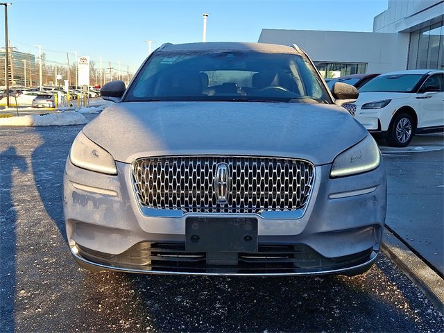 Used 2022 Lincoln Corsair AWD w/ Premium Package image 3