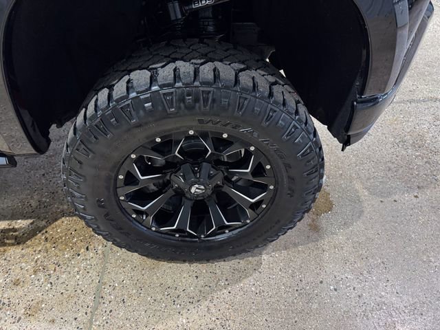 Used 2019 Chevrolet Silverado 1500 RST w/ All-Star Edition AWD/4WD image 30