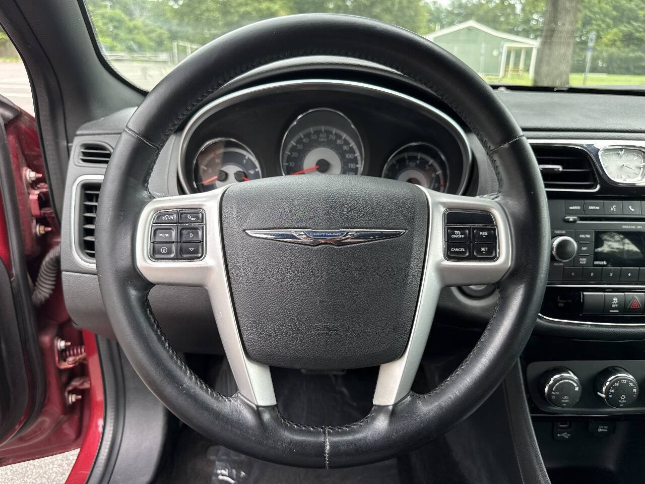 Used 2011 Chrysler 200 Touring FWD image 21