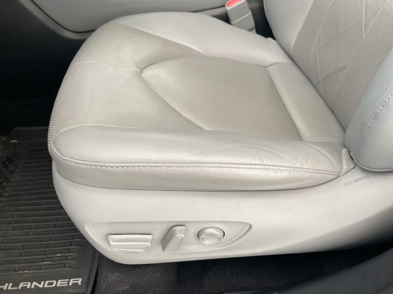 Used 2021 Toyota Highlander Platinum AWD/4WD image 12